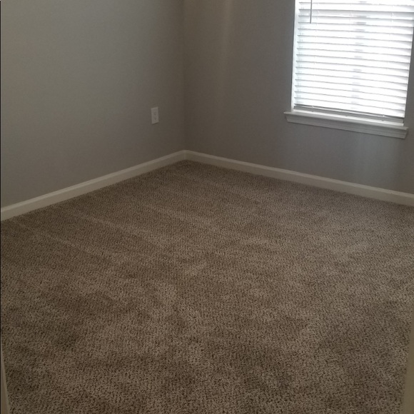 Hosh Notman - Poshmark Profile Picture of Hosh Notman (@rauder2003) on Poshmark