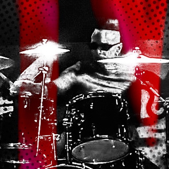 Profile Picture of Janice Feinstein (@jangogh) on Poshmark