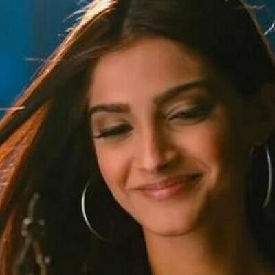 Profile Picture of Priyanka Deshmukh (@DeshmukhPoonam) on Twitter