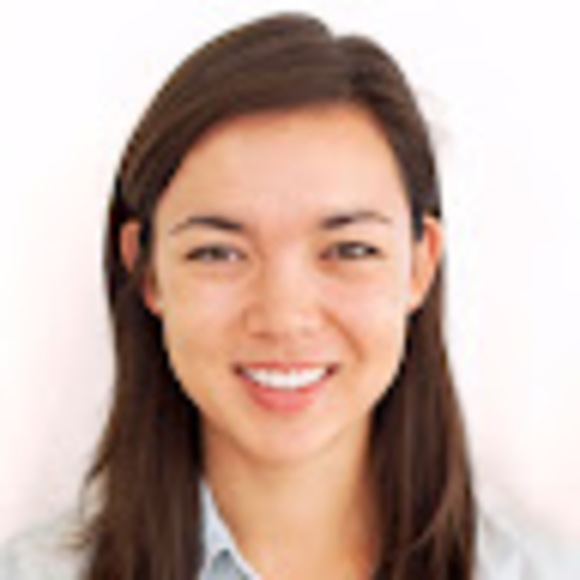 Profile Picture of Natalie Sohn (@npsohn) on Poshmark