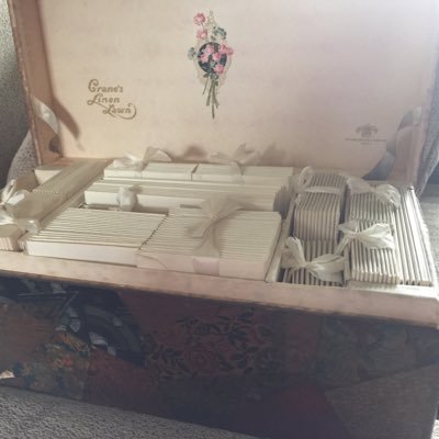 Profile Picture of Sherri Lowrey (@@Flowrey) on Twitter