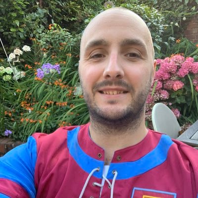Profile Picture of Simon Walsh (@simonwalsh3) on Twitter