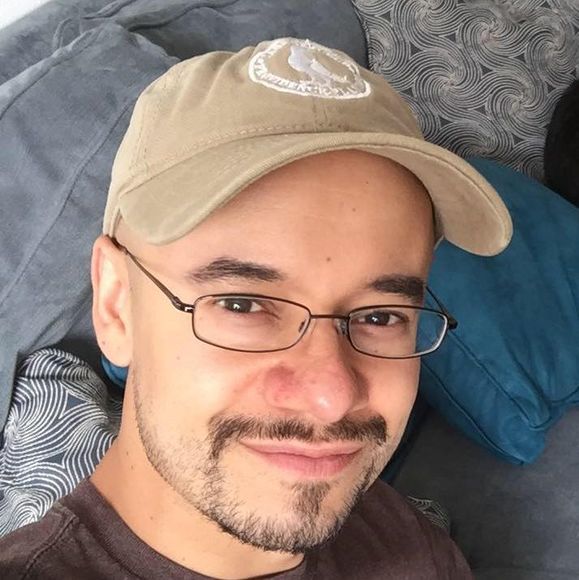 Profile Picture of Kevin Duque (@filthyflipper) on Poshmark
