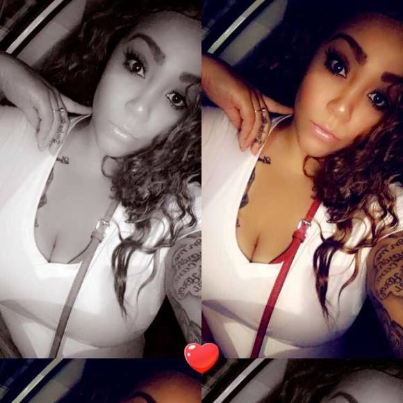 Profile Picture of Olivia Neal (@acacia2012on) on Poshmark