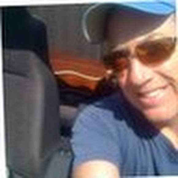 Profile Picture of Robert Luaders (@ramachandra) on Poshmark
