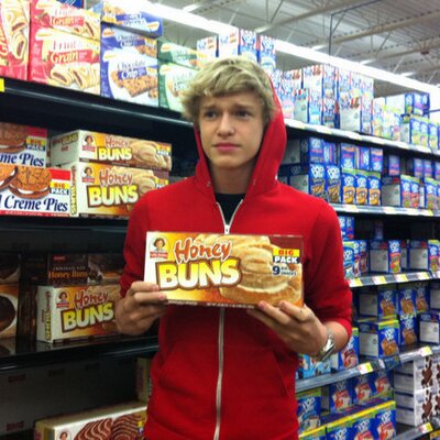 Profile Picture of Paula, Simpsonizer ♥ (@Paula143_CodyS) on Twitter