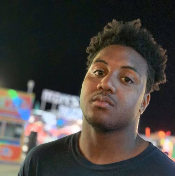 Profile Picture of Christopher Burch (@christopherburc) on Poshmark