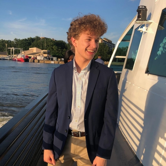 Jared Russell - Poshmark Profile Picture of Jared Russell (@jh5287) on Poshmark