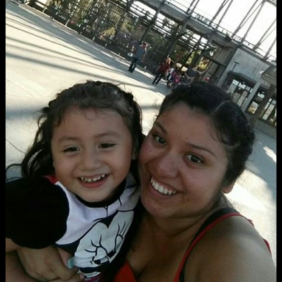 Profile Picture of Gilberta Lucero (@rociopla) on Poshmark