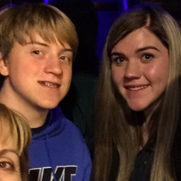 Madeline Clouatre - Poshmark Profile Picture of Madeline Clouatre (@clouatree) on Poshmark