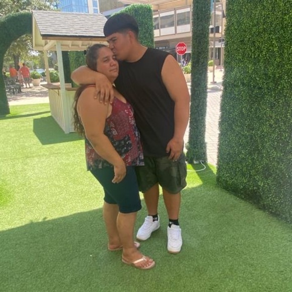 Profile Picture of Steven Solis (@alfonsostiven0) on Poshmark