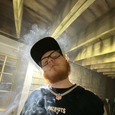 Profile Picture of Josh Hoyt (@joshhoyt1223) on Twitter