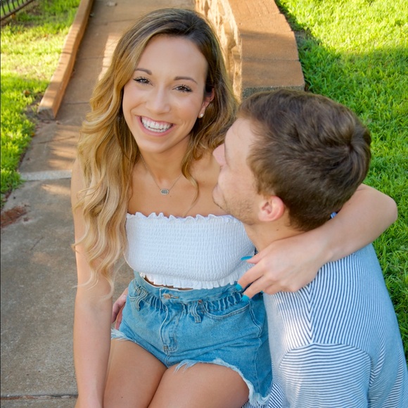 Profile Picture of Casey Hobbs (@caseybrooke99) on Poshmark