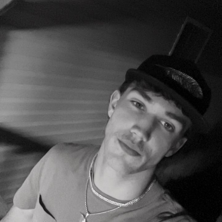 Profile Picture of Matthew Milhollin 🎲 (@matthew._.milhollin) on Tiktok