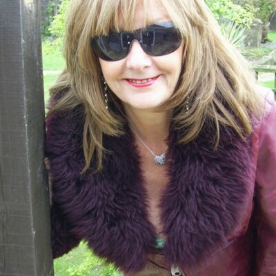 Profile Picture of Lynda Gibbs/Flame (@lyndyloo51) on Twitter