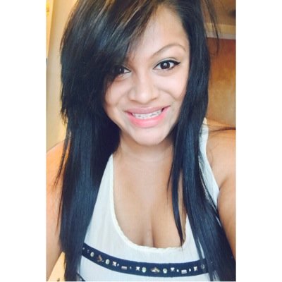 Profile Picture of Crystal Piña (@Cryxtuhl_23) on Twitter