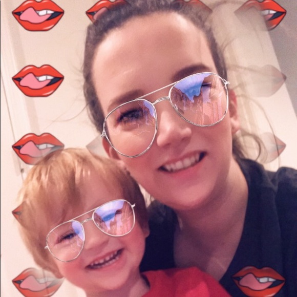 Profile Picture of Jessica Pfost (@jesspfost) on Poshmark