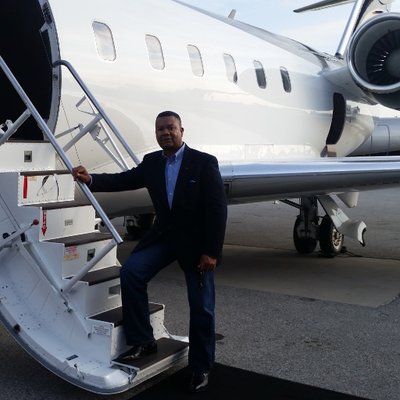 Profile Picture of Charles Robertson (@privatejetdude) on Twitter