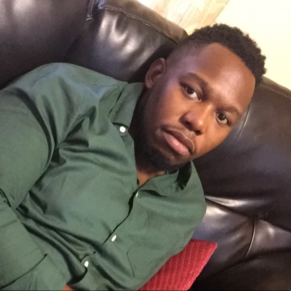 Profile Picture of Michael Stringfellow (@mikejr91) on Poshmark