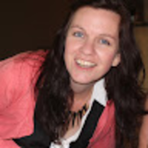 Profile Picture of Petrina Reichman (@petrina26758) on Poshmark