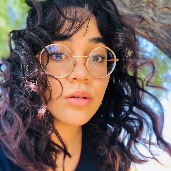 Profile Picture of Zethly Vilaire (@zethlyvilaire) on Poshmark