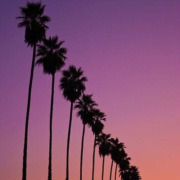 Profile Picture of Genesis Ortiz (@mayagenn) on Poshmark