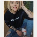 Profile Picture of Lauraaaa ✌️👽 (@laurahaytack) on Instagram