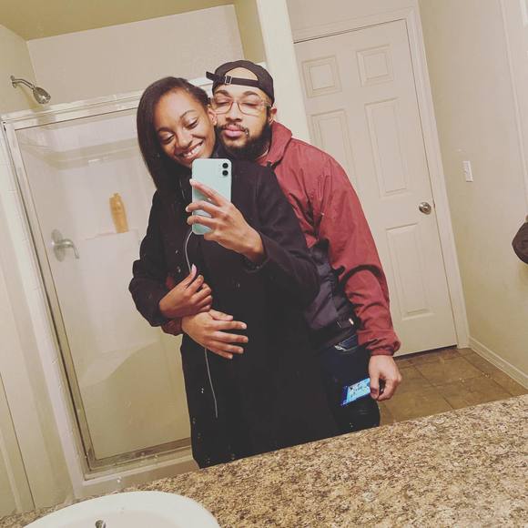 Profile Picture of Sade Harris (@sade_harris) on Poshmark