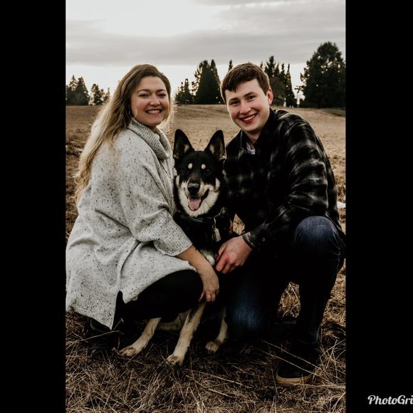 Profile Picture of Taylor Stepp (@taylor_stepp) on Poshmark