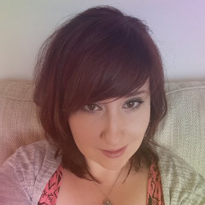 Profile Picture of Helen Anderson (@melonah1988) on Twitter