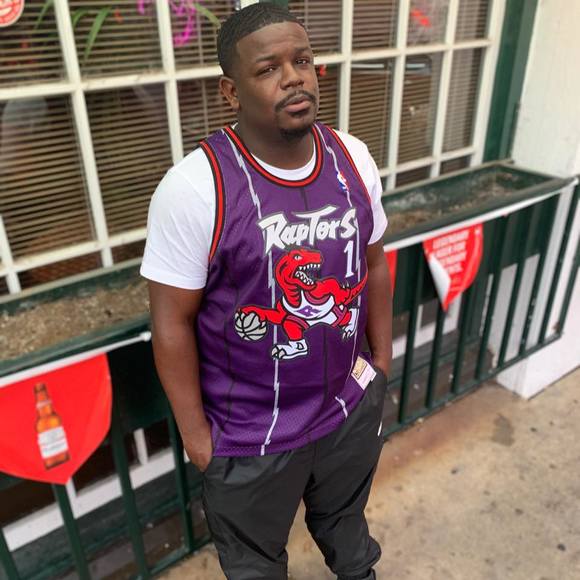 Profile Picture of David Gilmore (@daveg1031) on Poshmark