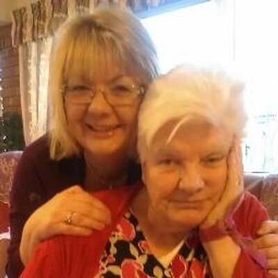 Profile Picture of Julie Griffin (@julieline58) on Twitter