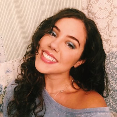 Profile Picture of Abby (@A_Colvin98) on Twitter