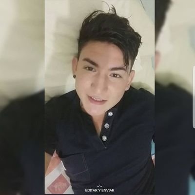 Profile Picture of Alexander Zambrano (@CrisRockerBaby) on Twitter