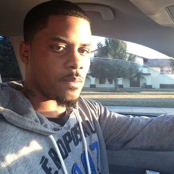 Profile Picture of Steven Lovette (@stevejay0701) on Poshmark