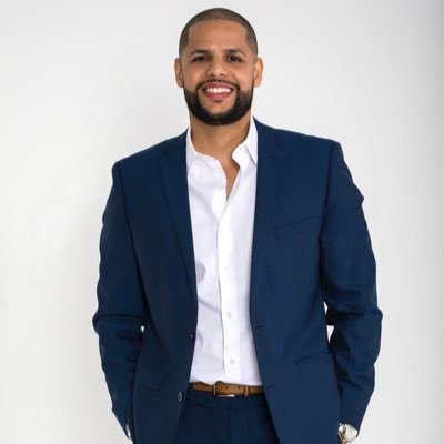 Profile Picture of Victor J. Parrish (@VictorJParrish) on Twitter