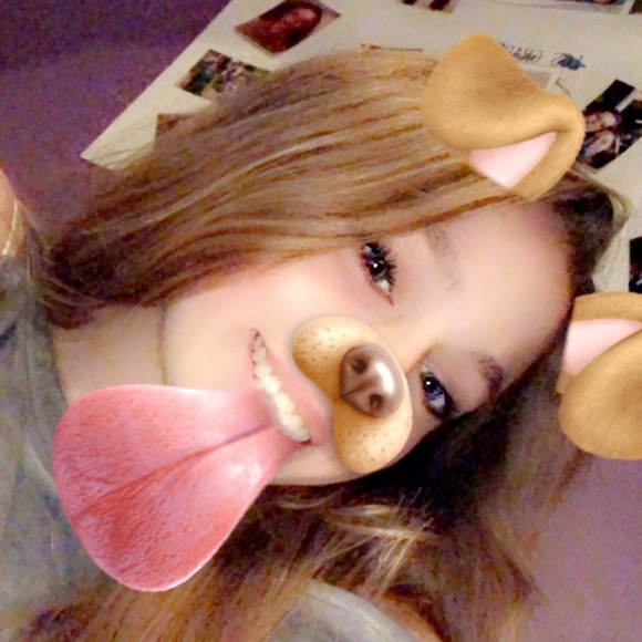 Profile Picture of Allison Harper (@harpera22) on Poshmark