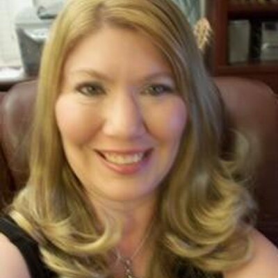 Profile Picture of Christine (@chrissyhicks10) on Twitter