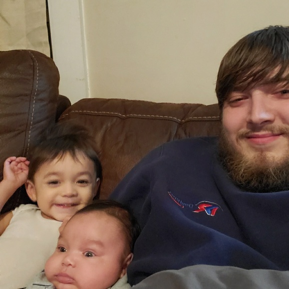 Profile Picture of Alex Searles (@a_sea54) on Poshmark