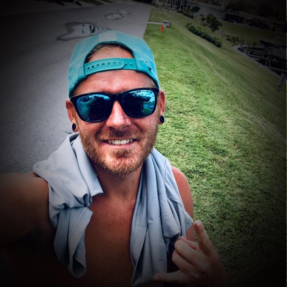 Profile Picture of Christopher Cagle (@scottcagle20) on Poshmark