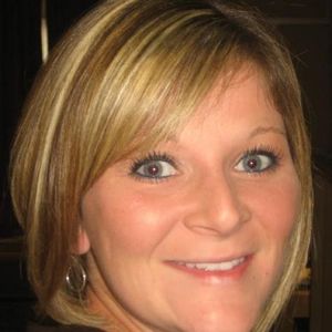 Profile Picture of Elizabeth Frazier (@lizziebelle2228) on Myspace