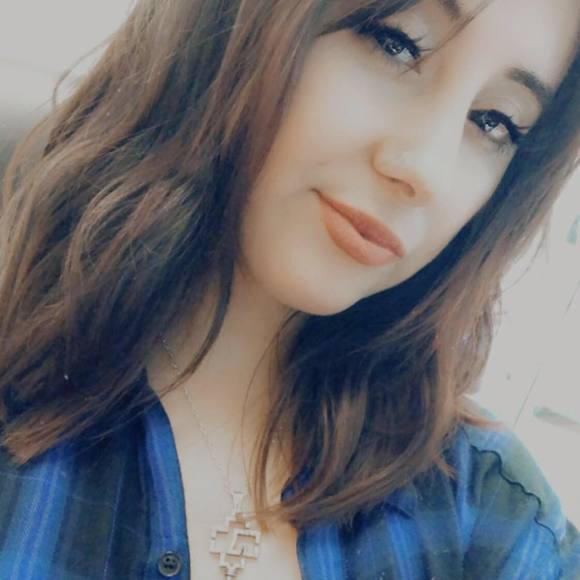 Profile Picture of Gabi Endelman (@gendelm) on Poshmark