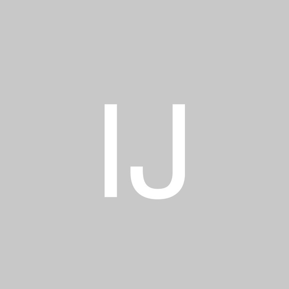 Profile Picture of Ian Jones (@isolame) on Poshmark