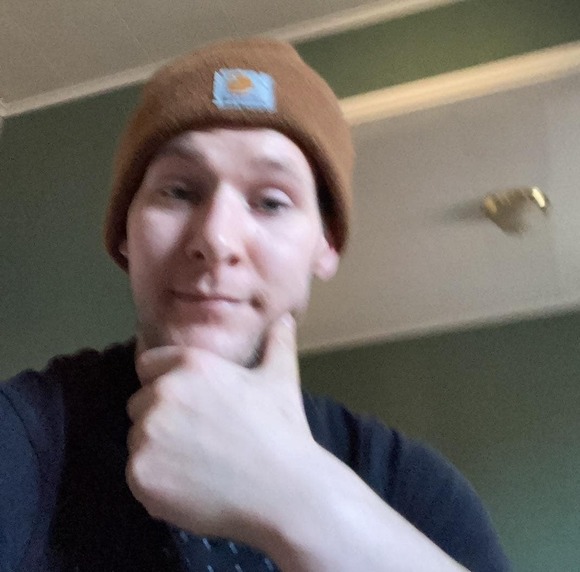 Profile Picture of Craig Cyr (@craig_moto227) on Poshmark