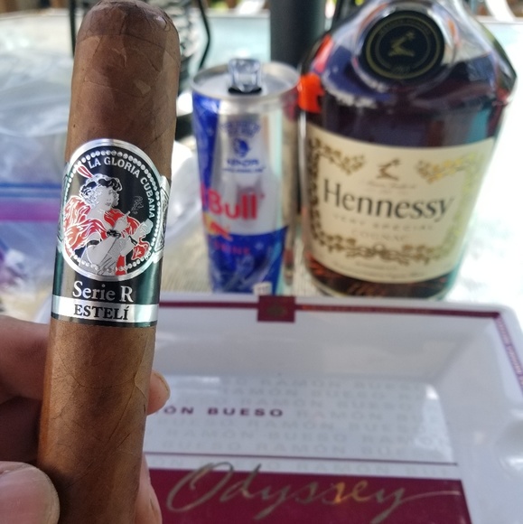 Profile Picture of Mike Cruz (@mikecruz06) on Poshmark