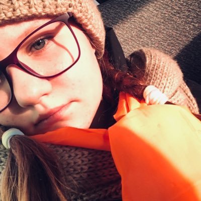 Profile Picture of Alina P. Edwards (@l3wMMA47Vffumus) on Twitter