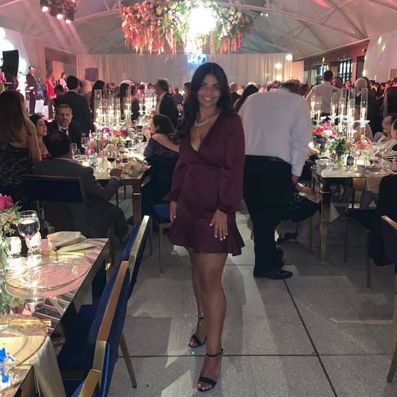 Profile Picture of Talia Buzaglo (@tbuzaglo) on Poshmark