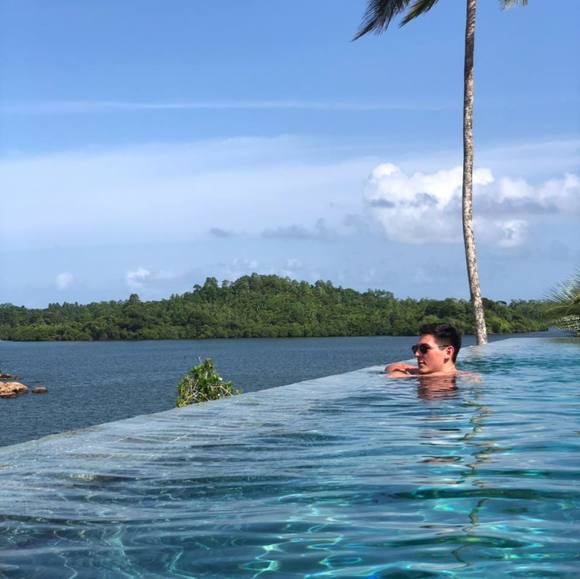 Profile Picture of Dylan Hammalian (@dylanhammalian) on Poshmark