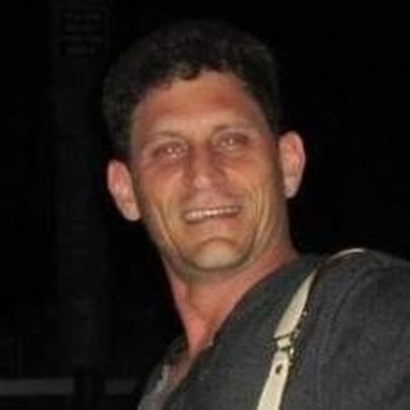 Profile Picture of Steven Kaplan (@sjayk1967) on Poshmark