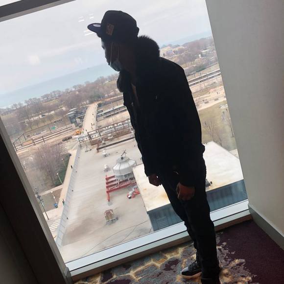 Profile Picture of Anthony Potts (@apotts300) on Poshmark